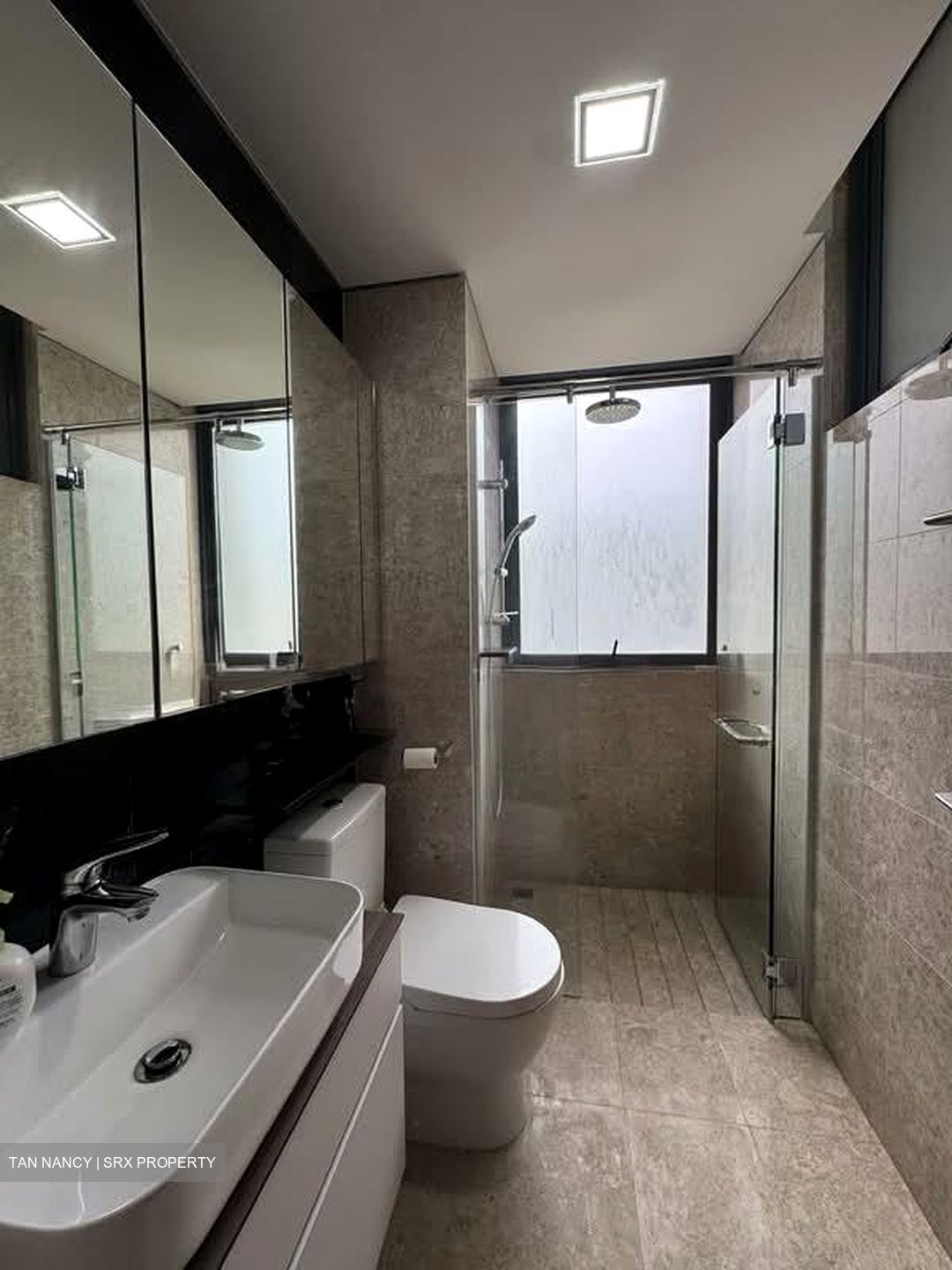 The MKZ (D9), Apartment #561634061
